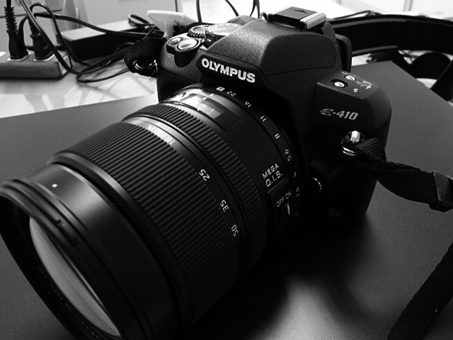 E-410とLEICA D