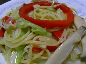 野菜入りペペロンチーネ